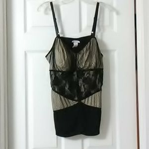 Cute Loop 18 black lace top